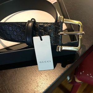 BRAND NEW never worn GUCCI Leather belt! Classic!